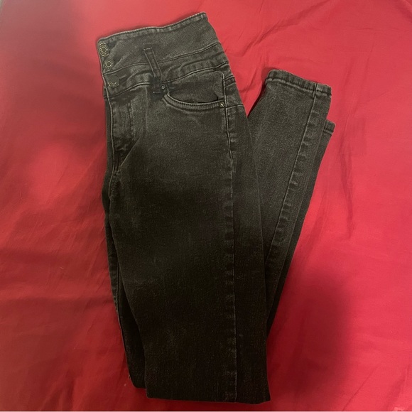 Black Skinny Jeans - Picture 1 of 4